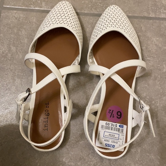 Beautiful shoes that have never been worn - Picture 3 of 5